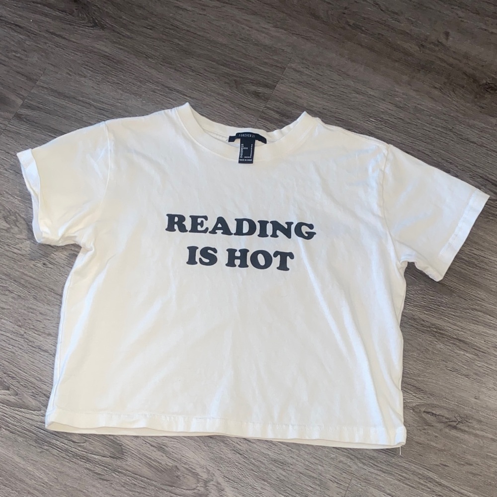 Forever 21 White Crop Tee with Black Text - "READING IS HOT"